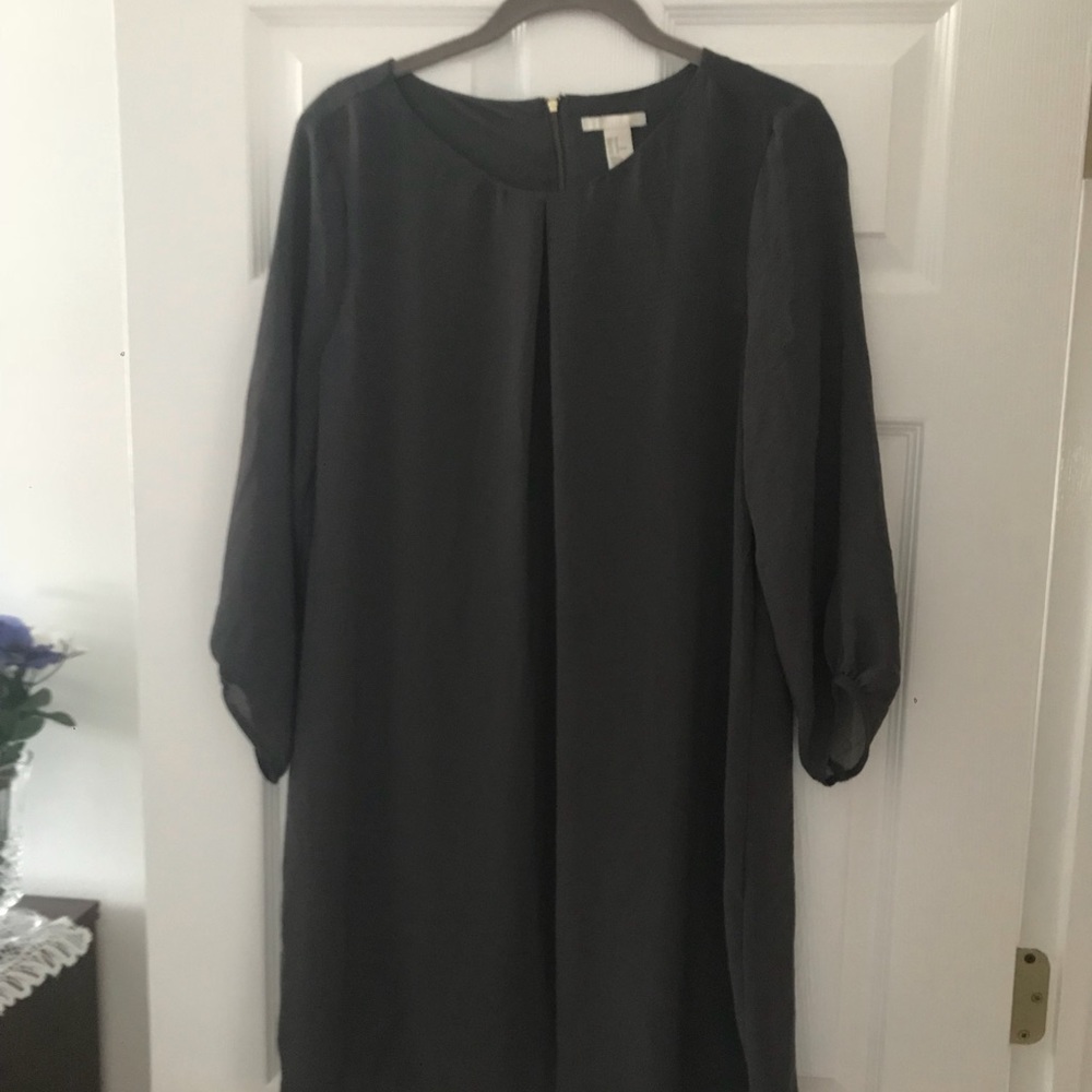 Gray 3/4 sleeve dress